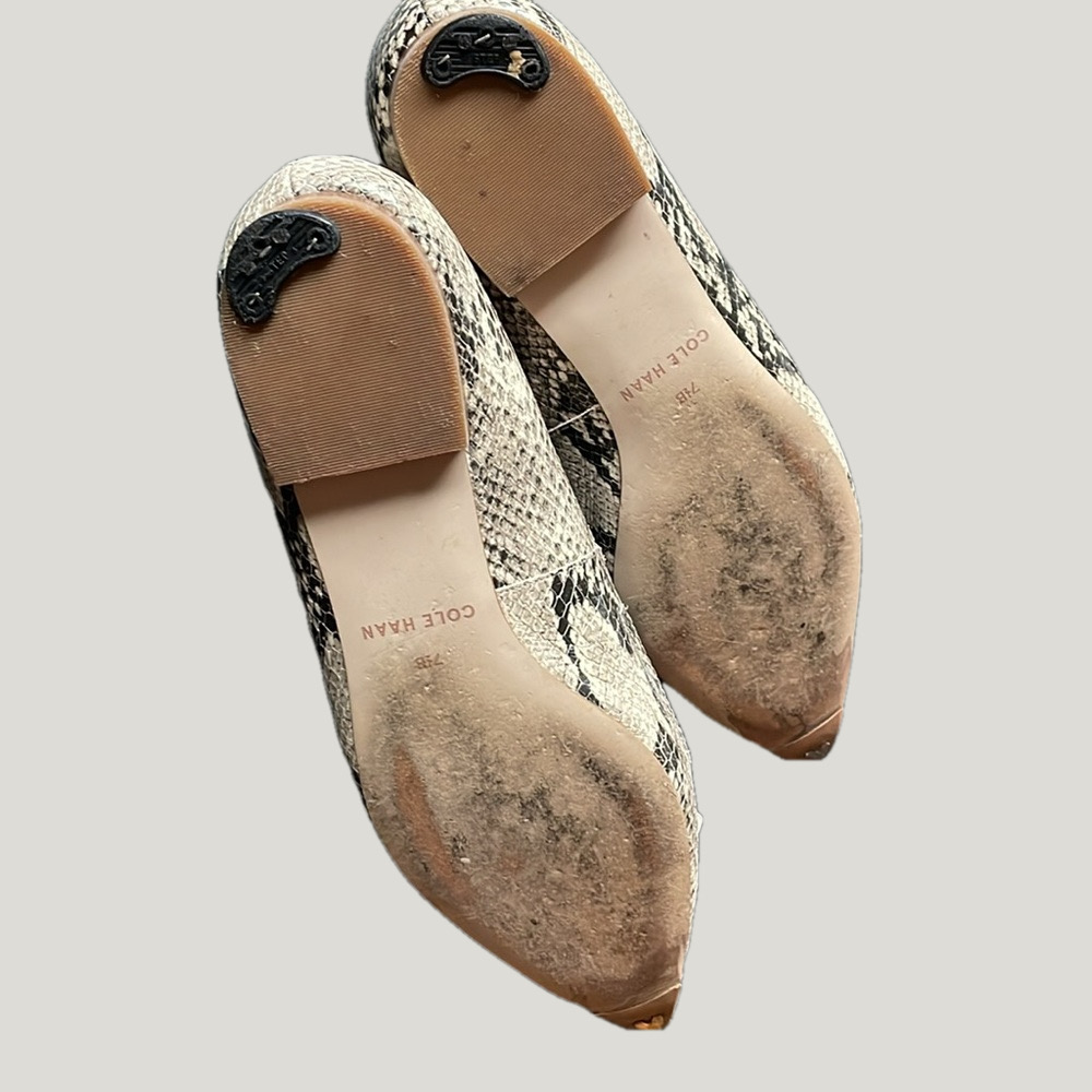 Cole Haan Alice Bow Flats Size 7.5B Snakeskin Elevated Casual Professional Chic - Picture 11 of 12